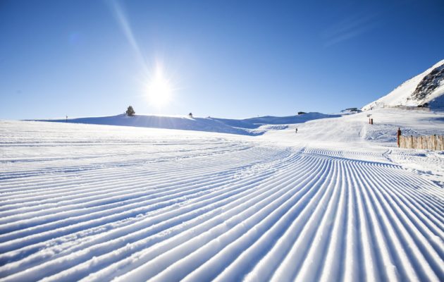 Planifique un calendario completo de actividades de invierno en Andorra.